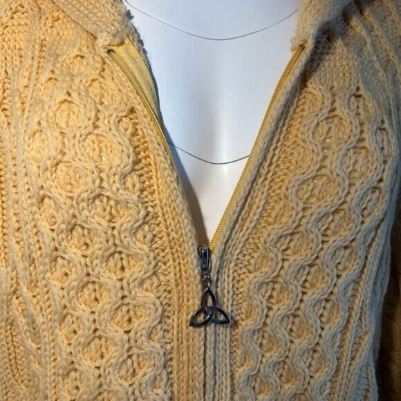 Aran Crafts women’s Yellow Full Zip Wool Cardigan with Hood Size M - Picture 6 of 8